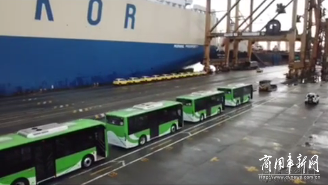 申沃新能源客车首次交付哥伦比亚，助力当地绿色交通发展