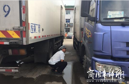 河北绿标在北京不合格 进京货车被查
