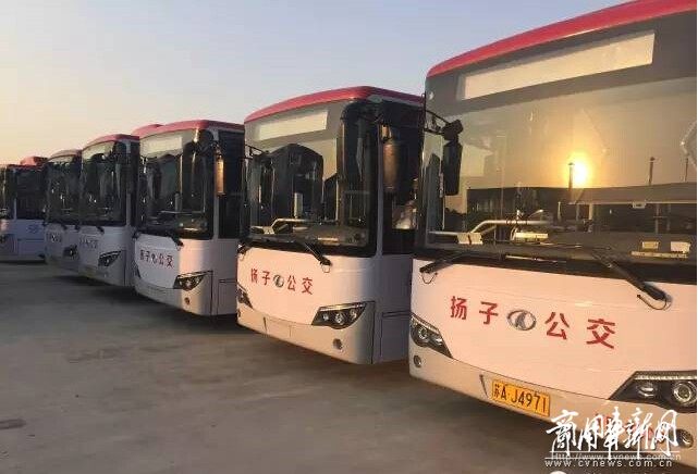 搭载微宏LpCO多元复合锂池的纯电动巴士首次开上南京街头
