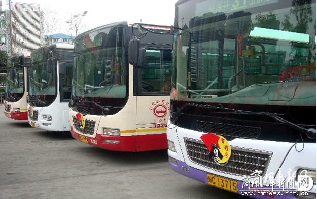 四川自贡再添111台高级公交车