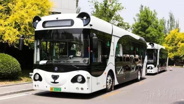 熊猫公交车、车站，上海这家公司将AI落地在城市服务