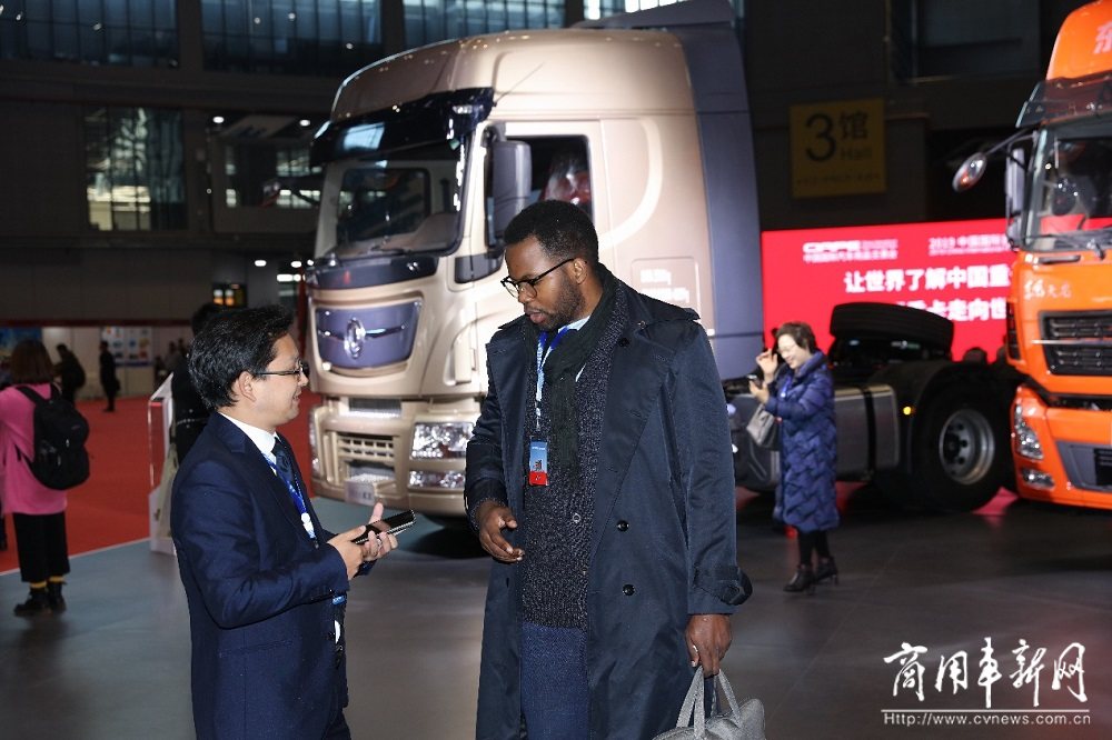 东风商用车参加2019中国国际重型卡车交易会