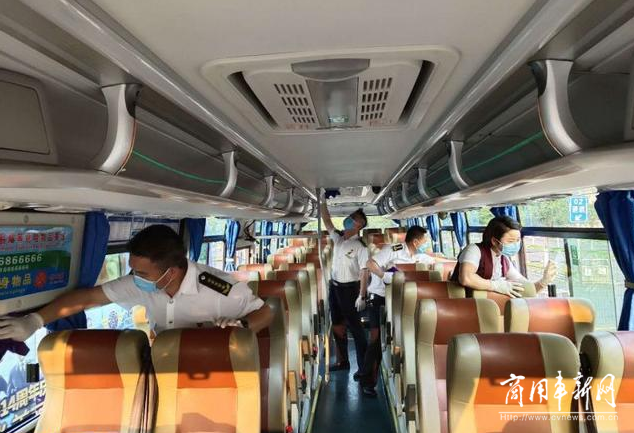 渝北：新开21条定制公交线路 助力第三批学生复学