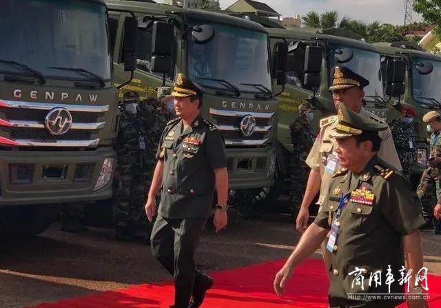 盛大仪式现场曝光！大批量配套上汽动力红岩卡车交付柬埔寨军方
