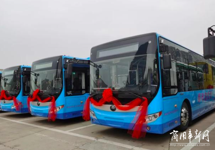 20天生产47辆“豪华加长版”纯电动公交车！宇通创下“晋城专属速度”