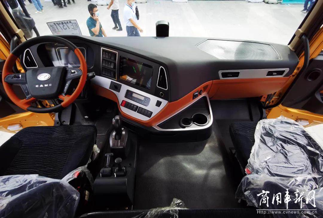 华菱星马携6款产品亮相第十六届中国（梁山）专用车展览会