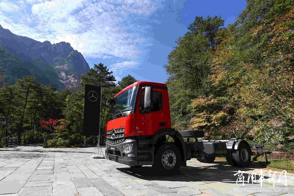 戴姆勒卡车与中集天达深化合作，以梅赛德斯-奔驰阿洛斯（Arocs）底盘助力中国消防事业