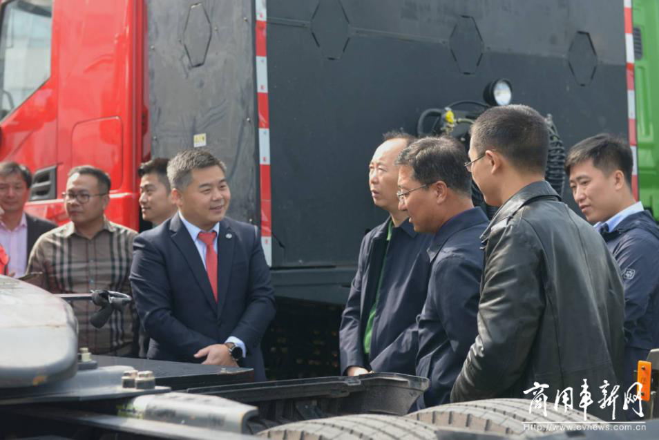 上汽红岩与内蒙古大客户签订氢燃料电池重卡采购协议