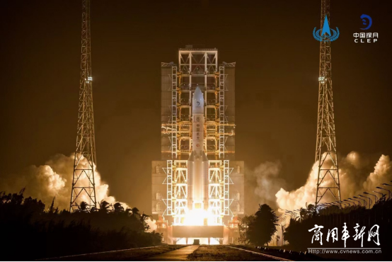 嫦五探月宇通助威 见证中国航天历史时刻