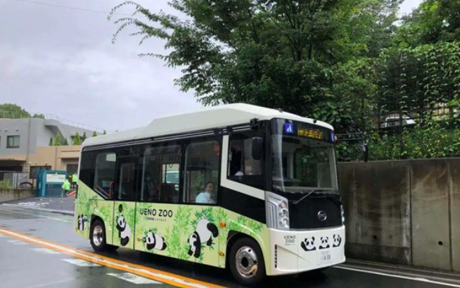 比亚迪纯电动“熊猫”巴士驶入东京 上野公园迎来首台J6