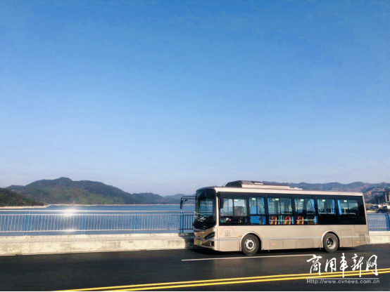 守护“秀水青山” 比亚迪纯电动公交车驶入千岛湖