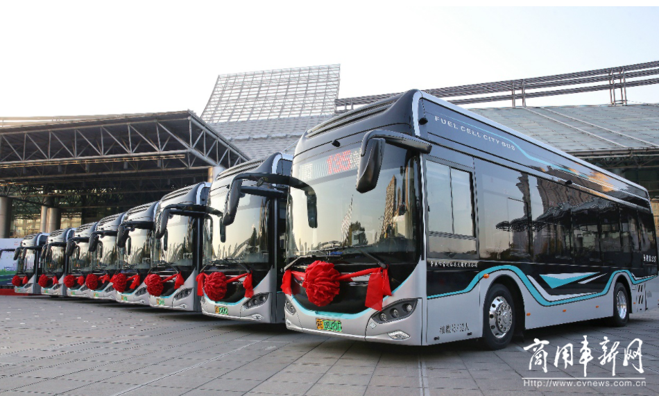 长三角氢能产业加速度! 16辆苏州金龙氢能巴士再次交付常运公交