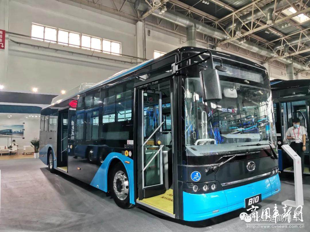 绿色科技 智行万里 比亚迪全新纯电动客车亮相北京道路运输展