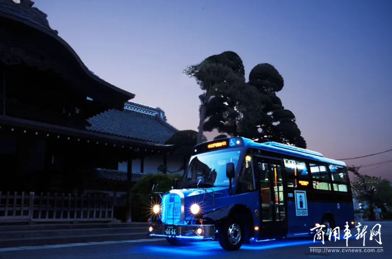 亚星复古式观光巴士 巡游日本“小江户”