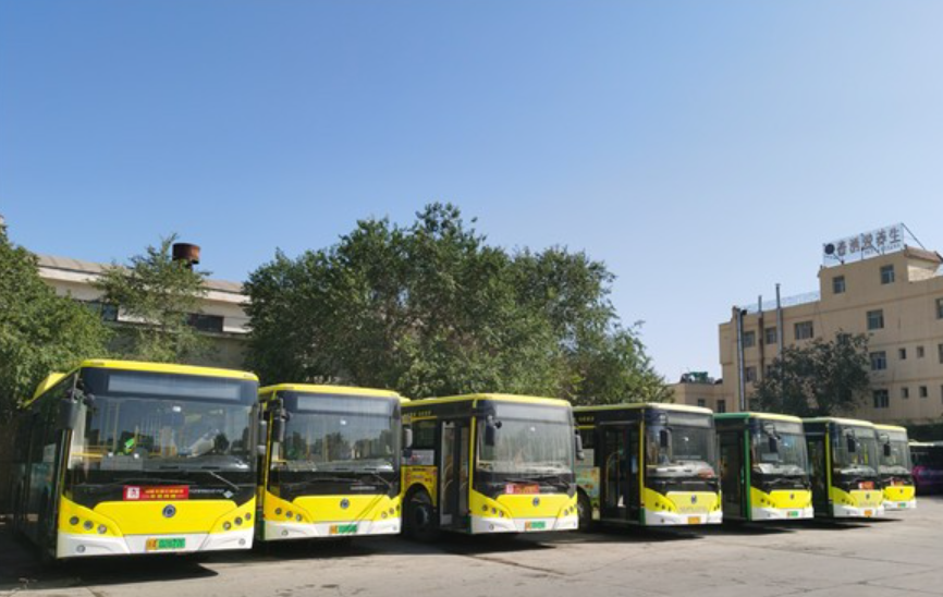 广西申龙50辆新能源公交客车在乌鲁木齐“上岗”