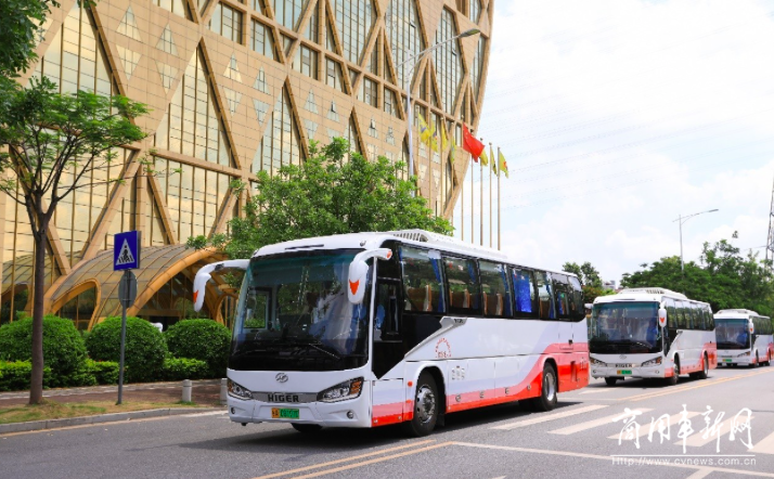 降本6成! 广州招商旅运：苏州金龙纯电大巴是跨界“最佳搭档”