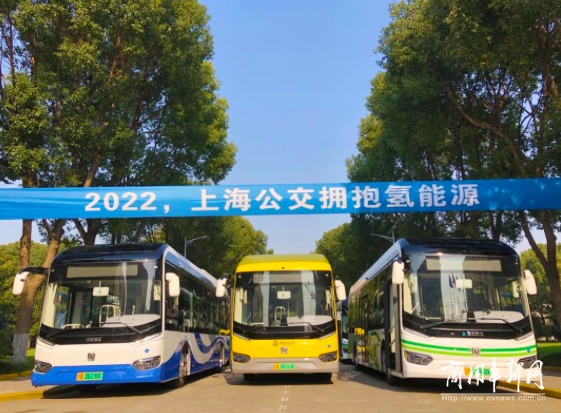 充能15分钟，开行450公里！上海奉贤区首批氢燃料电池公交车投入营运