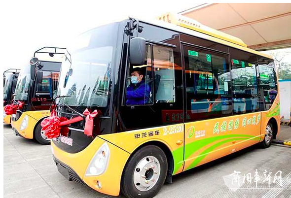 投身“敬老爱老”专线 广西申龙6米微循环公交交付柳州恒达巴士