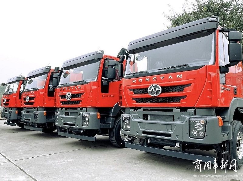 中国制造远销海外 500辆上汽红岩消防车启程奔赴中亚