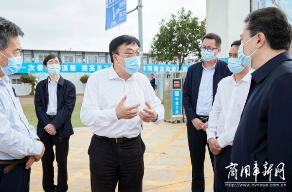 海南省长冯飞考察调研远程新能源商用车海南项目