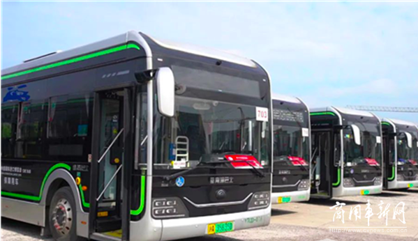 140辆宇通高端系列公交车——“宇威”在湖北省武汉市投用