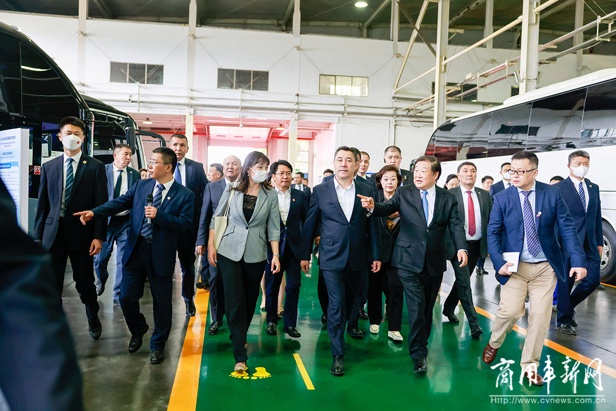 总统出席！吉尔吉斯斯坦1000台中通客车首批车辆下线仪式成功举行