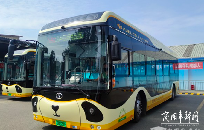 新研氢能蜀都客车联合打造 30辆成都“熊猫”公交车装上氢能心脏