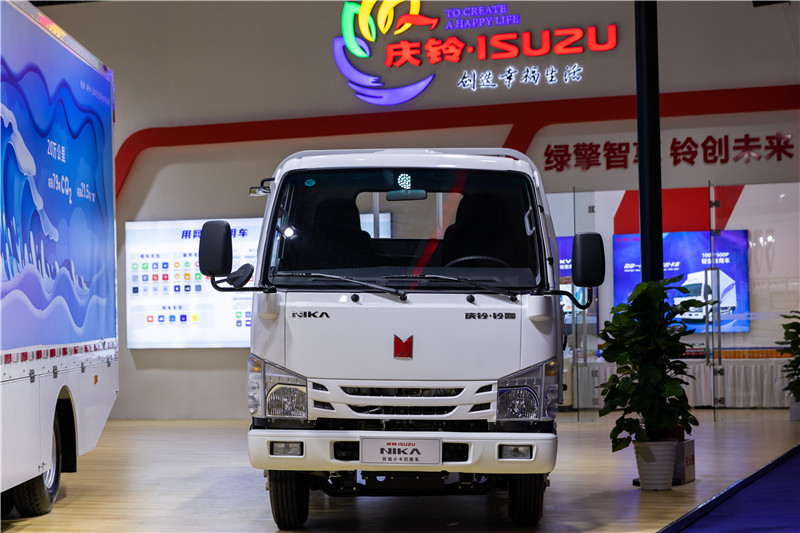 第二十五届重庆车展：庆铃NIKΛ铃咖2.0小卡实力“出圈”