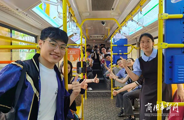 深圳巴士集团定制“点对点”直达专车 护航深圳大学应届毕业生