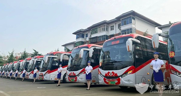 洛阳公交集团尽责坚守 全力做好省运会开幕式运输服务保障工作