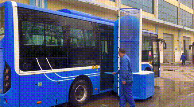 ​石家庄公交创新研发除雪保障车和洗车机，即将投入使用