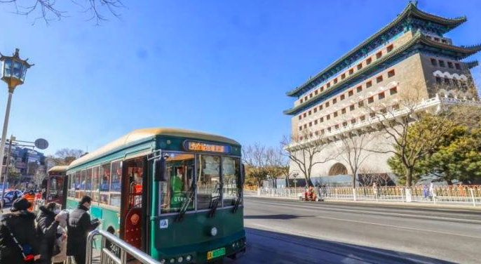 持续扩大定制公交规模 春节期间北京公交将新开夜景观光线