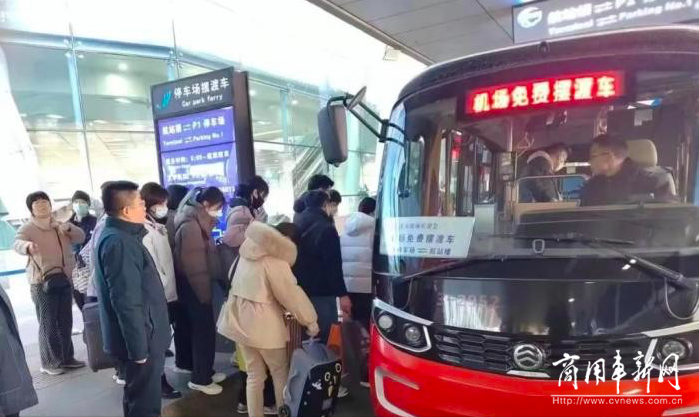 用情守护乘客出行路 济南公交春节假期共完成约23.7万班次
